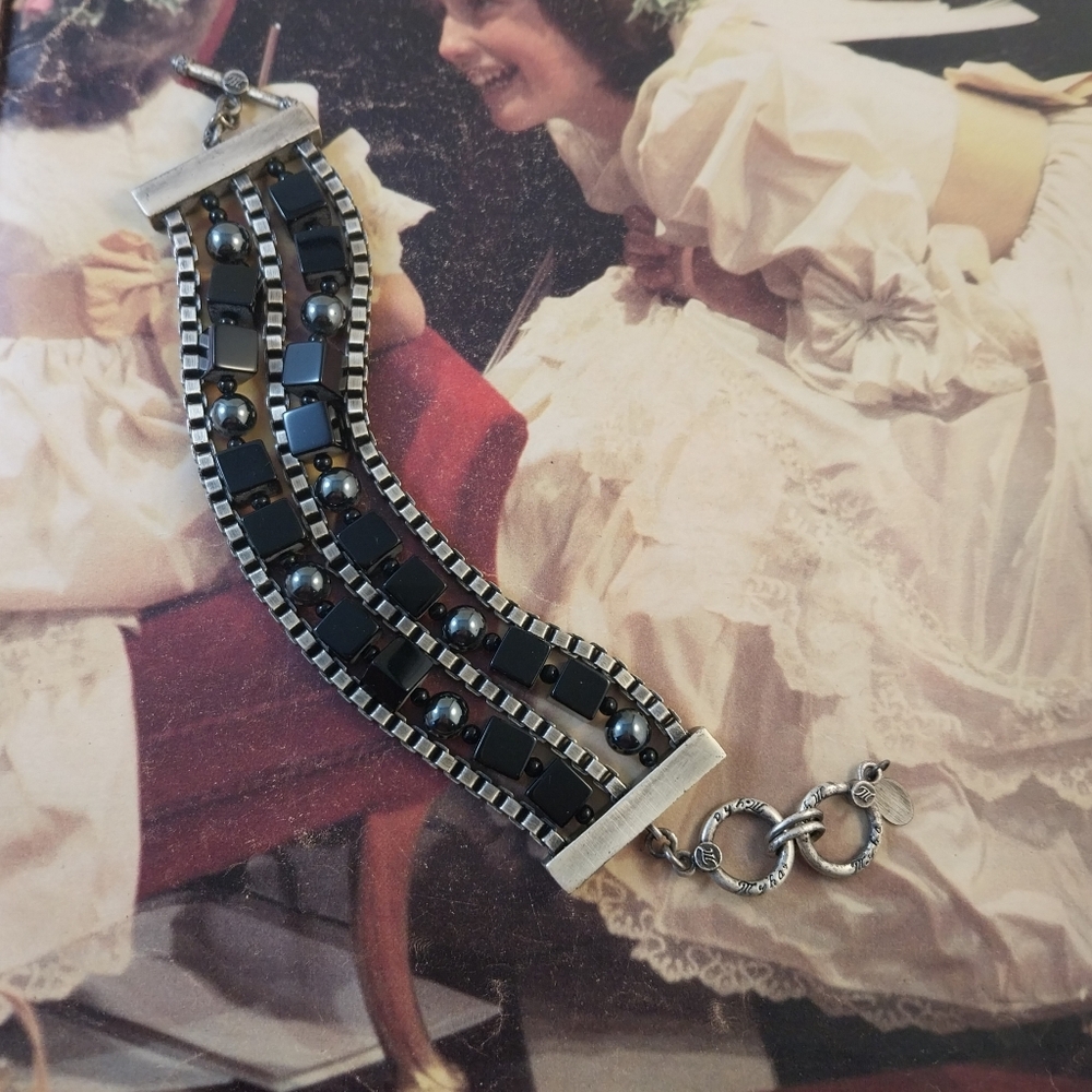 Tyra Chic Black and Silver Bracelet - Picture 2 of 13